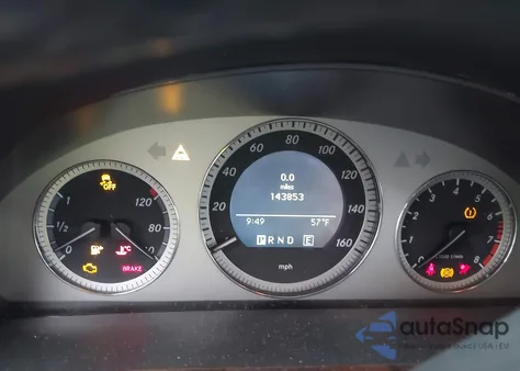 2011 Mercedes-Benz Glk 350 4Matic z USA, uszkodzony, nr VIN WDCGG8HB3BF554254